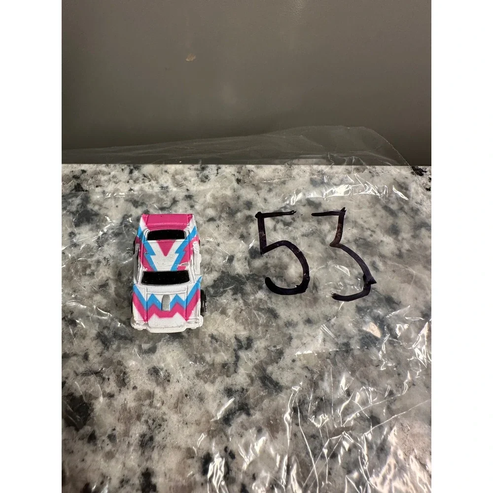 Micro‎ Machine Race Car White Blue Pink Lightning Bolt 28 Toy